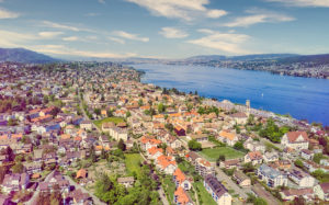 Drone view from Thalwil to Zurich